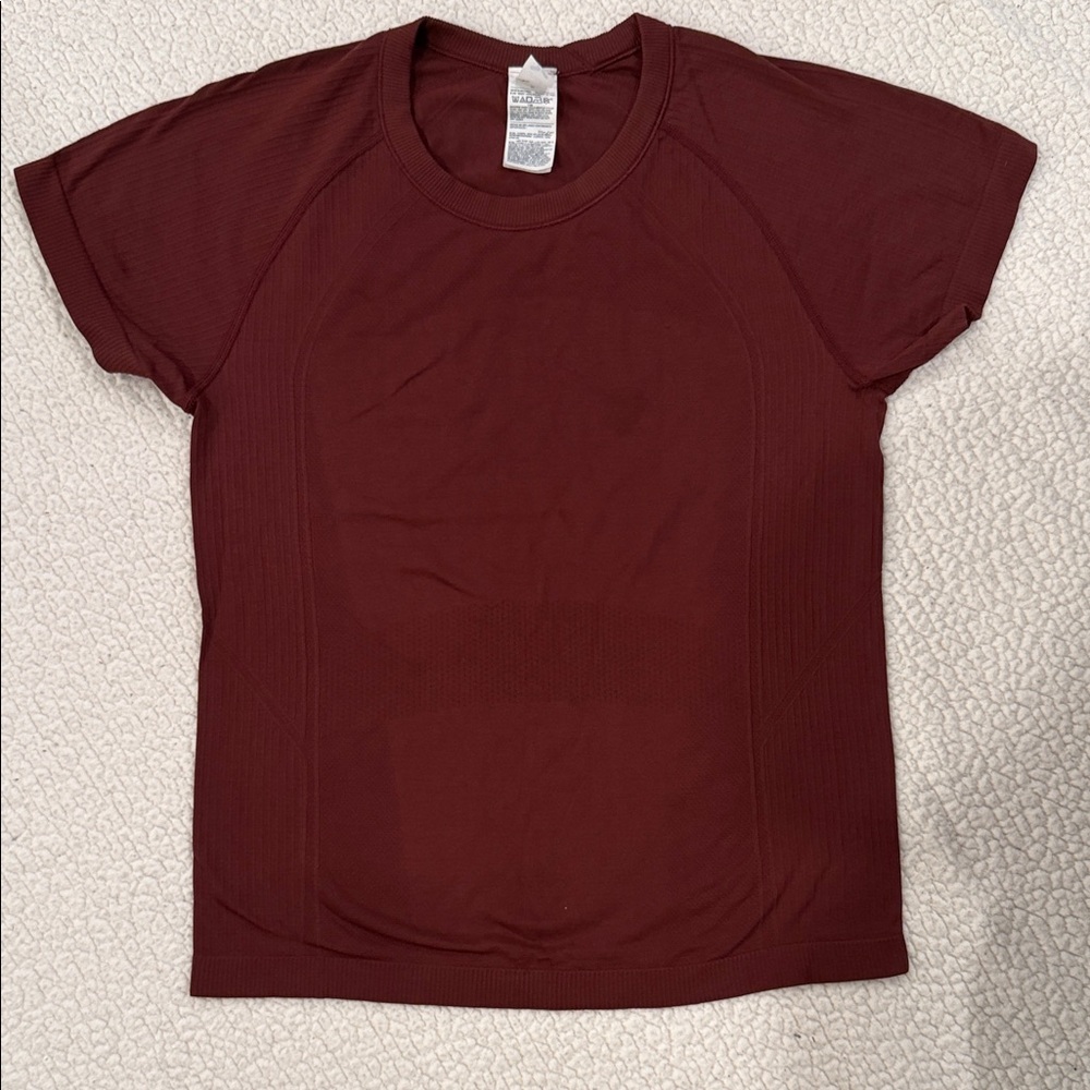 Seamless Deep Red Short Sleeve Top